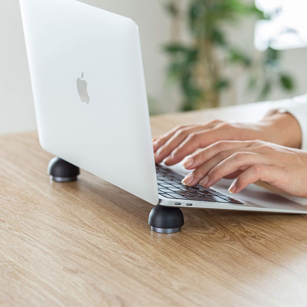 2026年版】MacBookの周辺機器・アクセサリーおすすめ52選。おしゃれな