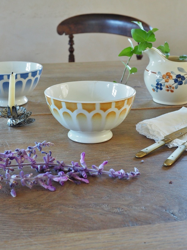 フランスLuneville製ウロコ柄がかわいいカフェオレボウルはかわいい