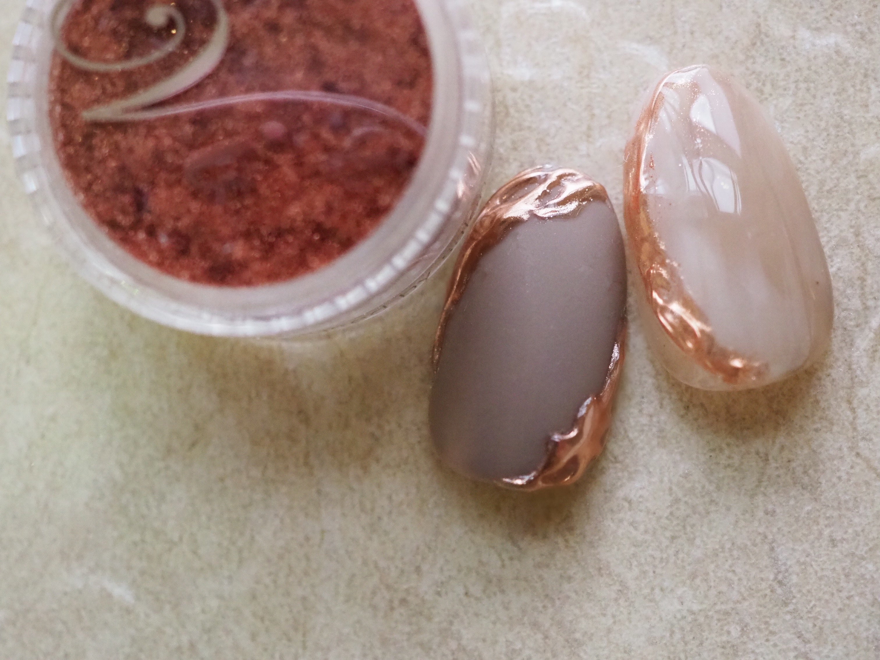 POWDER | Salon de Vi2