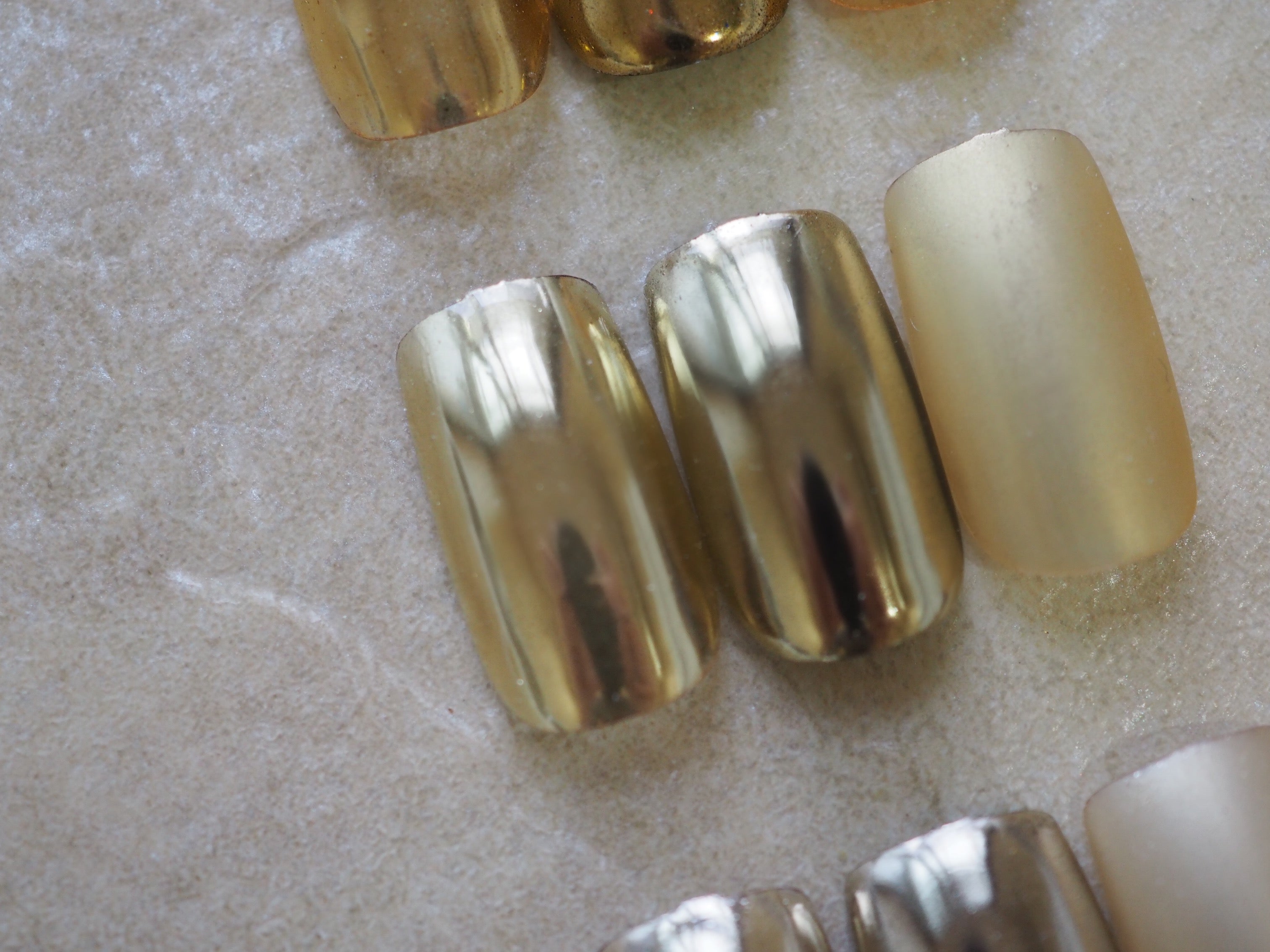 POWDER | Salon de Vi2