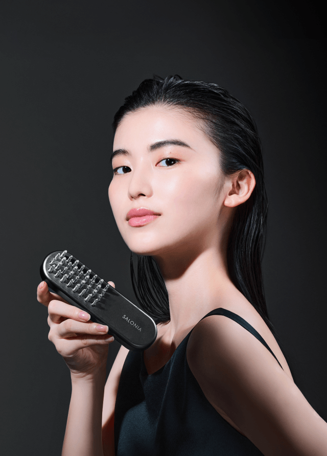 EMSリフトブラシ 3Dケア | SALONIA(サロニア)公式サイト