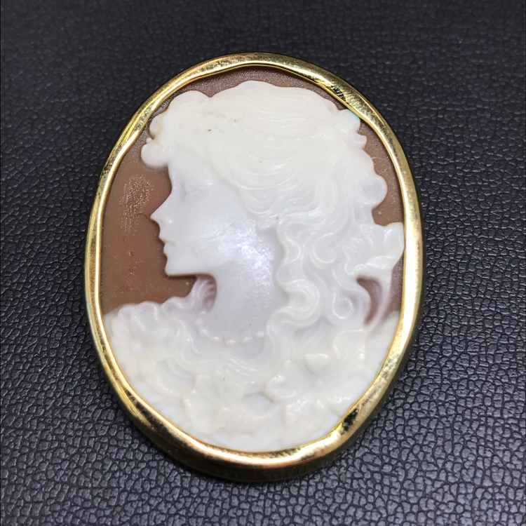 カメオブローチの買取実績 | 買取専門店さすがや