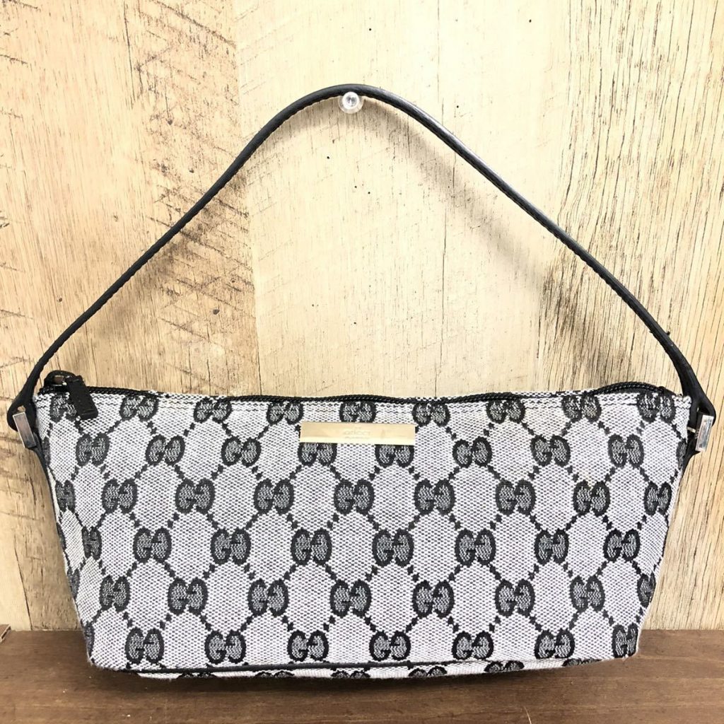 グッチ GG キャンバス アクセサリーポーチの買取実績 | 買取専門店さすがや