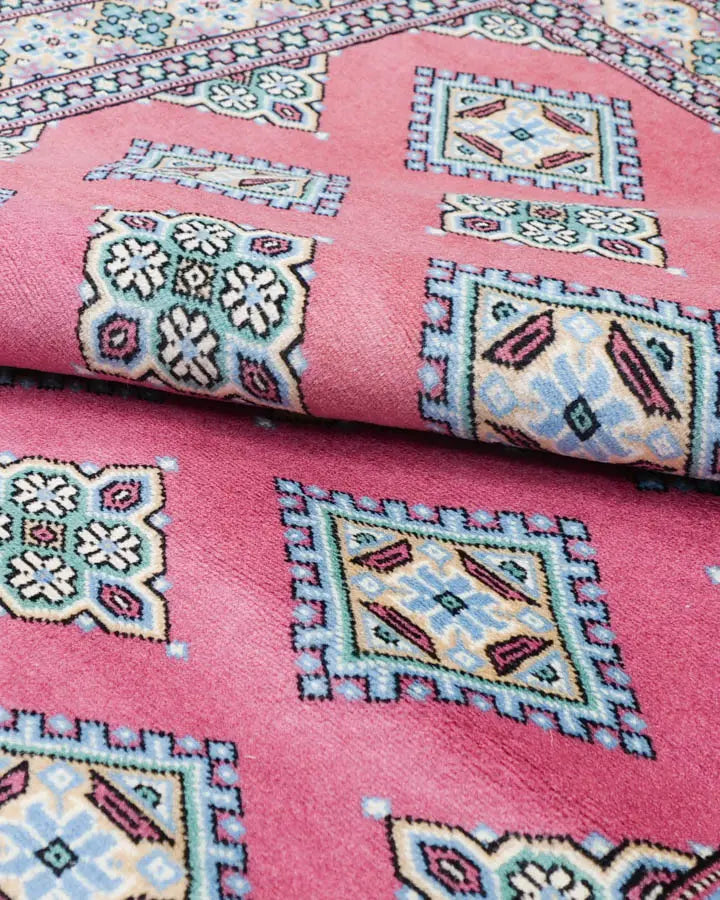 パキスタン絨毯 約138cm x 195cm｜SATHI RUGS