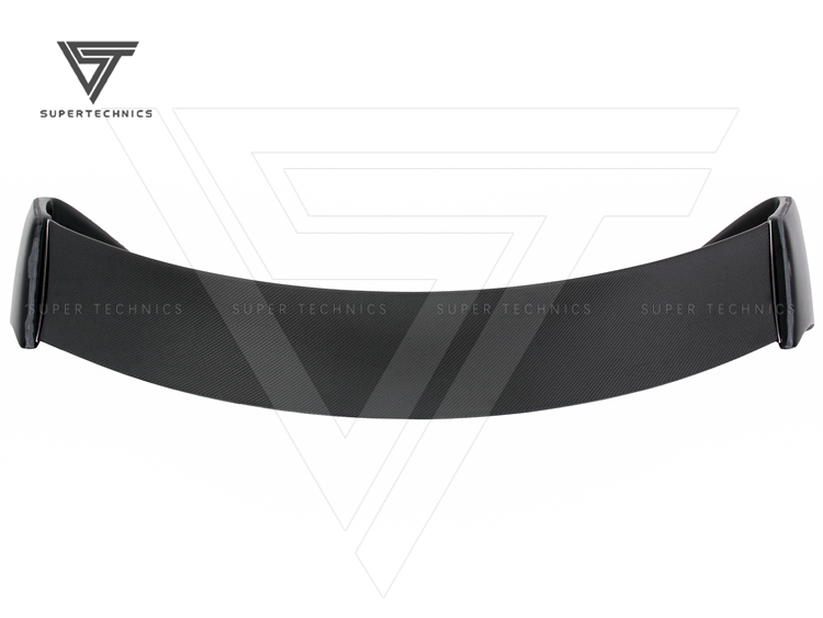 ニッサン R35 GTR 用カーボンファイバー製リアスポイラー