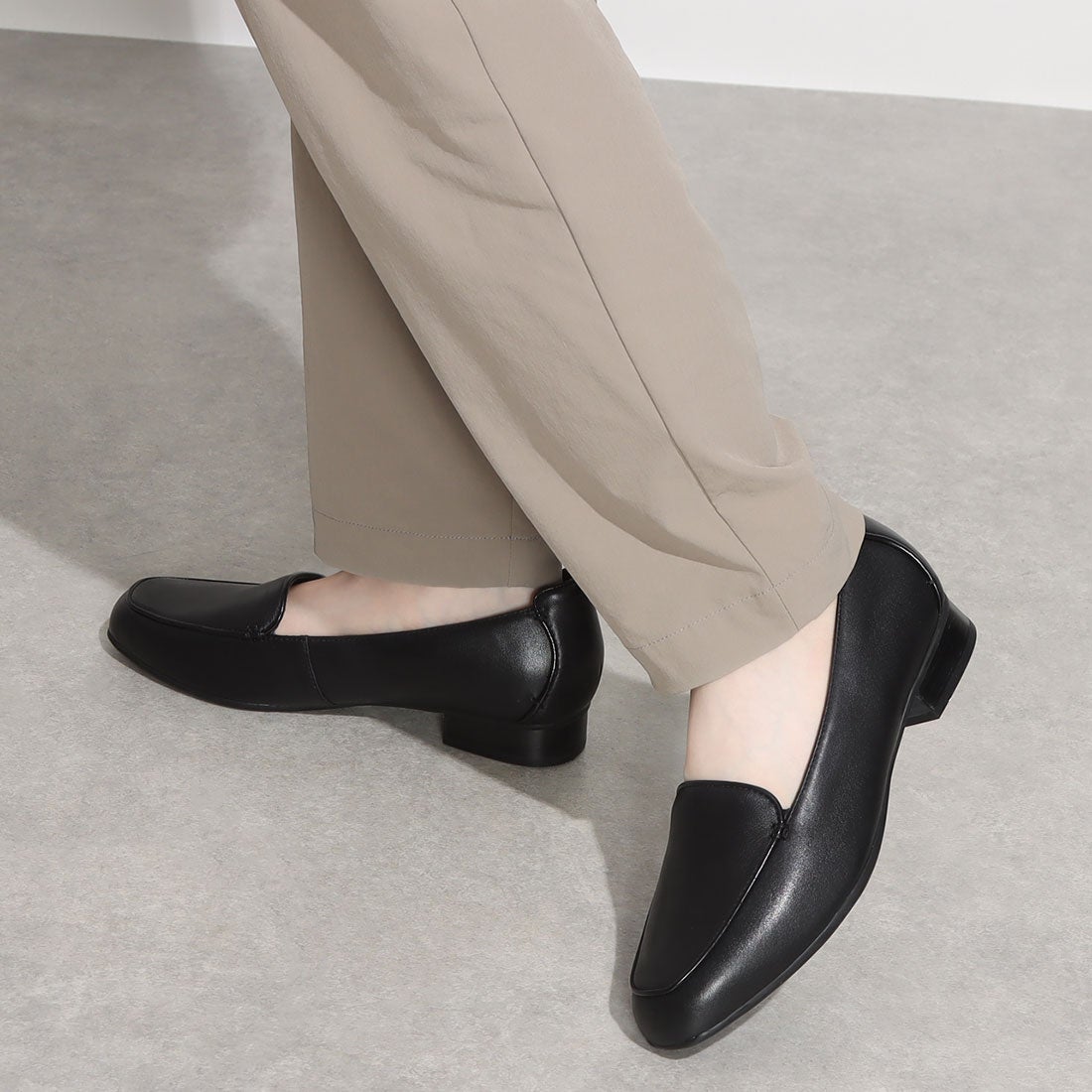 Keesha Luca / キーシャルカ（ブラックレザー） -Clarks (クラークス