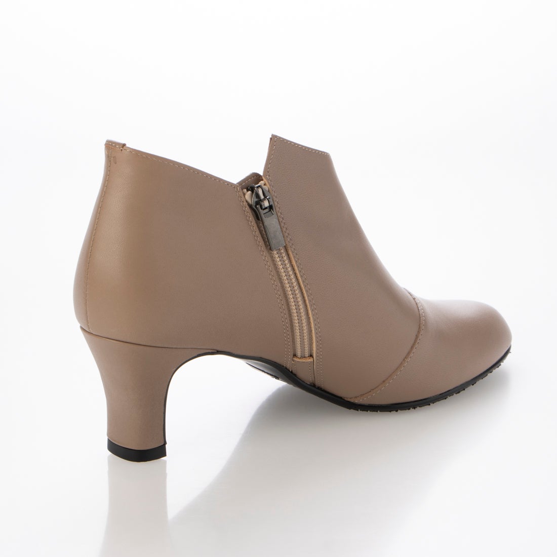 シプレ CHYPRE 5.5cm本革綺麗目シーリング仕様アシンメトリーショート