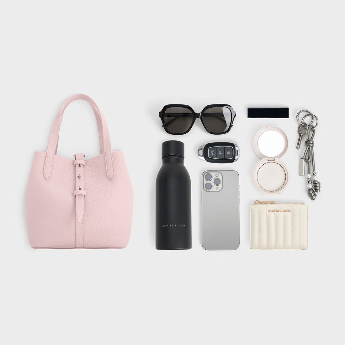 CHARLES & KEITH Beryl ベリル リサイクルレザーバケツバッグ （Cotton