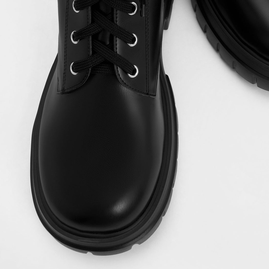 CHARLES & KEITH レースアップ アンクルブーツ （Black