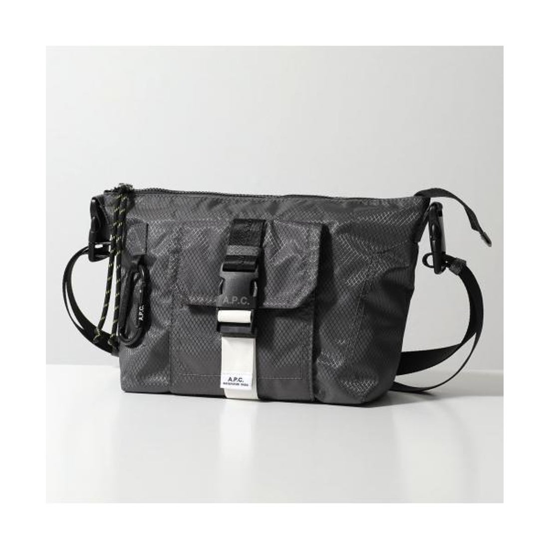 アーペーセー A.P.C. APC A.P.C. ショルダーバッグ Trek H61734