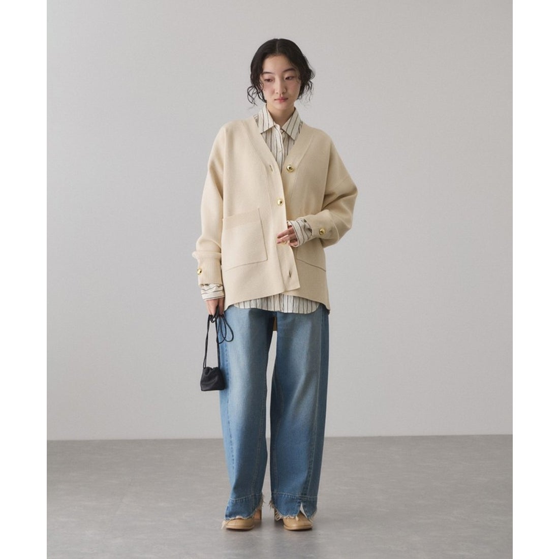 アダム エ ロペ ADAM ET ROPE' 【サステナブル】ロゴボタンミドル