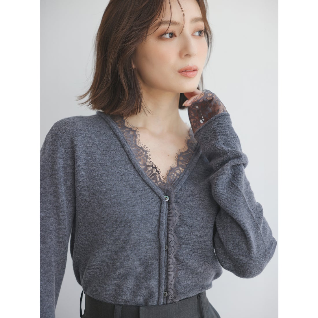 アニュアンス anuans アイラッシュレーストリミングニット （IVORY