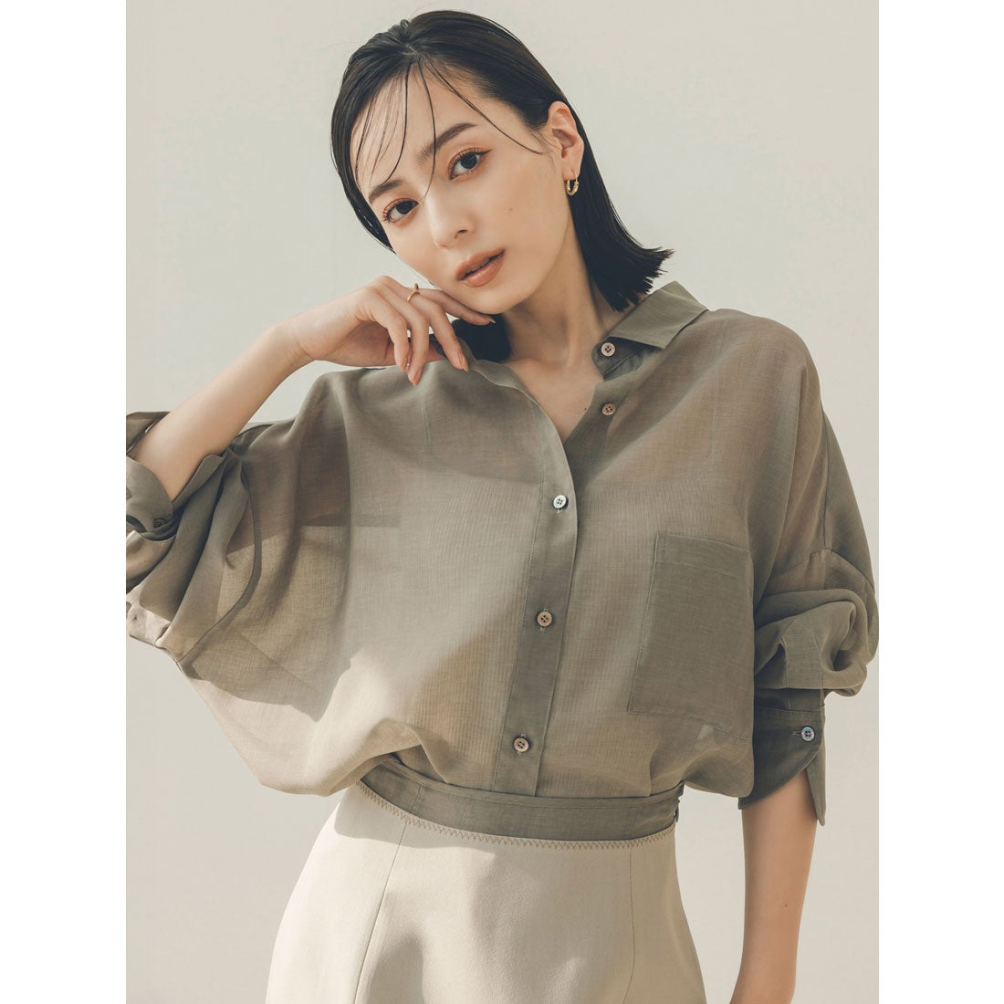 アニュアンス anuans ミニマルシアーオーバーシャツ （WHITE