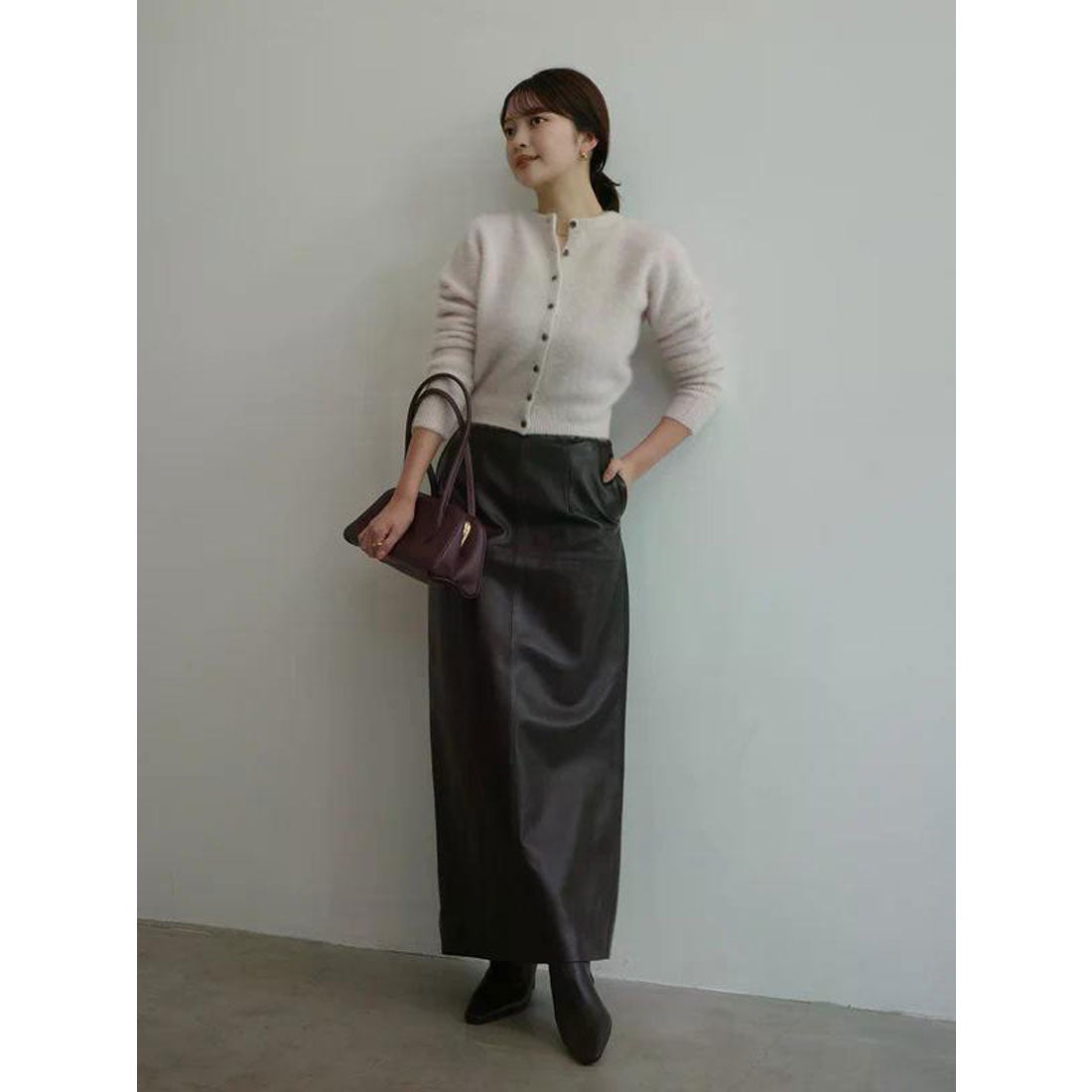 アニュアンス anuans ラクーンフォックスショートカーディガン （NAVY