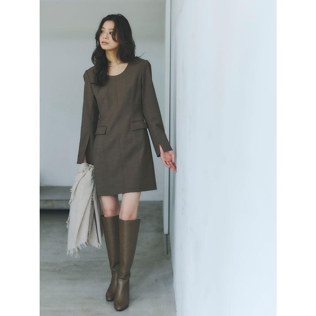 アニュアンス anuans ボクシーミニワンピース （BROWN） -ファッション