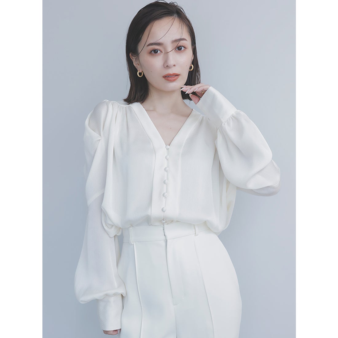 アニュアンス anuans フォルムスリーブタイブラウス （BLUE