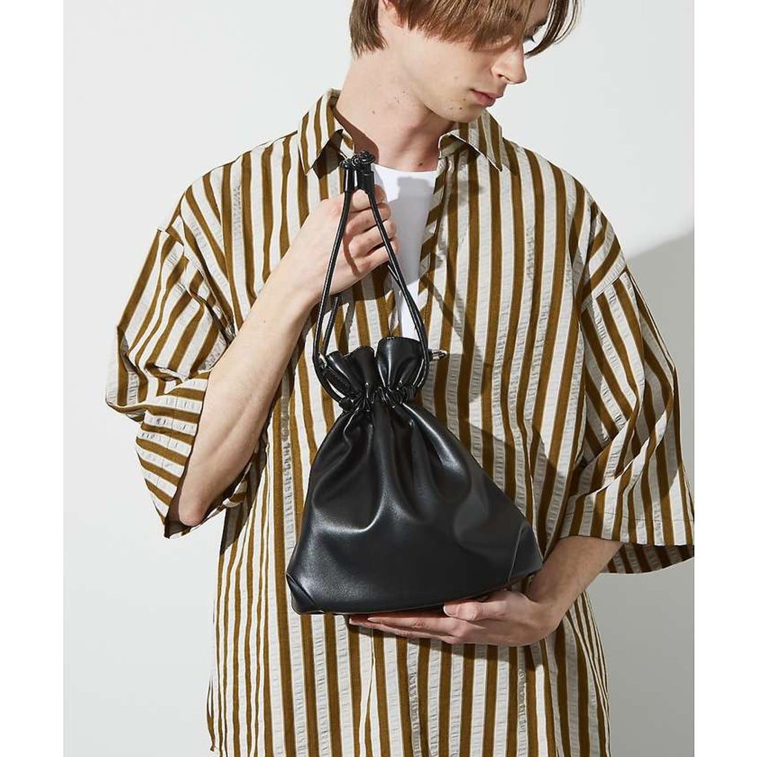 アバハウス ABAHOUSE 【マルチウェイ】 フェイクレザー 巾着ショルダー