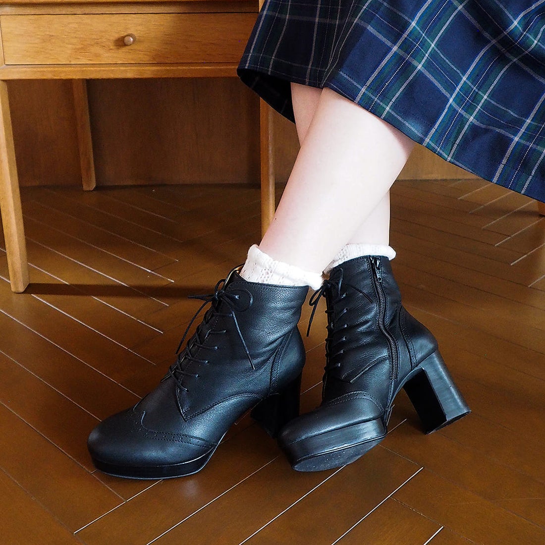 アシナガオジサン あしながおじさん 厚底ヒールレースアップブーツ