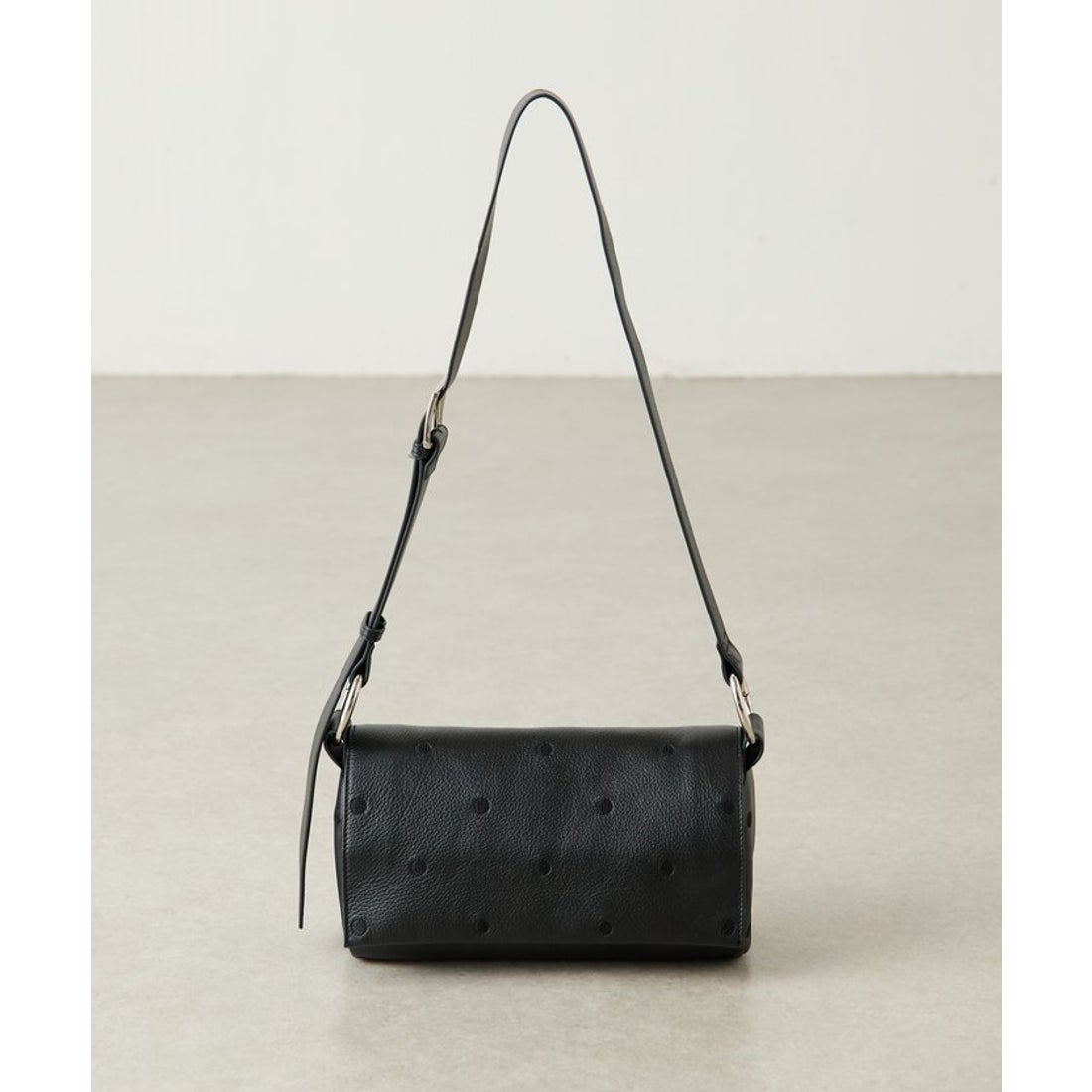 ビアズリー BEARDSLEY ドットボディバッグ （black） -靴