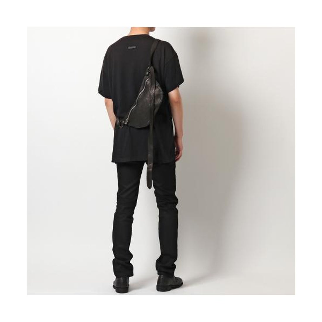 グイディ GUIDI GUIDI ホースレザー スモールショルダーバッグ Q100