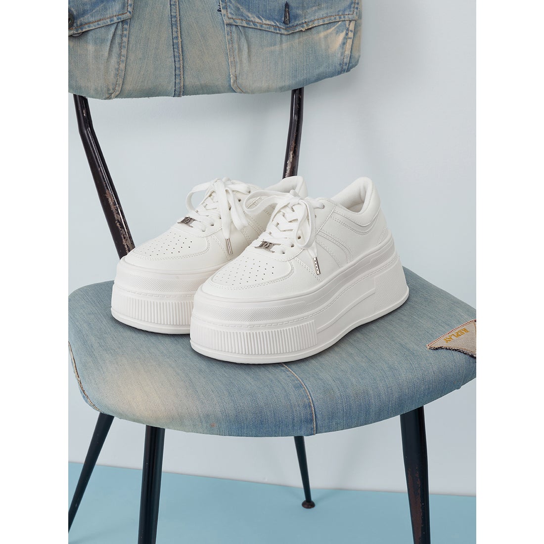 ダーリッチ Darich DDロゴソールスニーカー （ホワイト