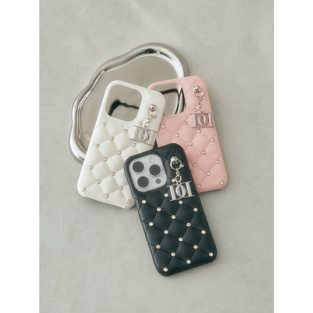 ダーリッチ Darich キルティングビジューDDチャームiPhoneケース