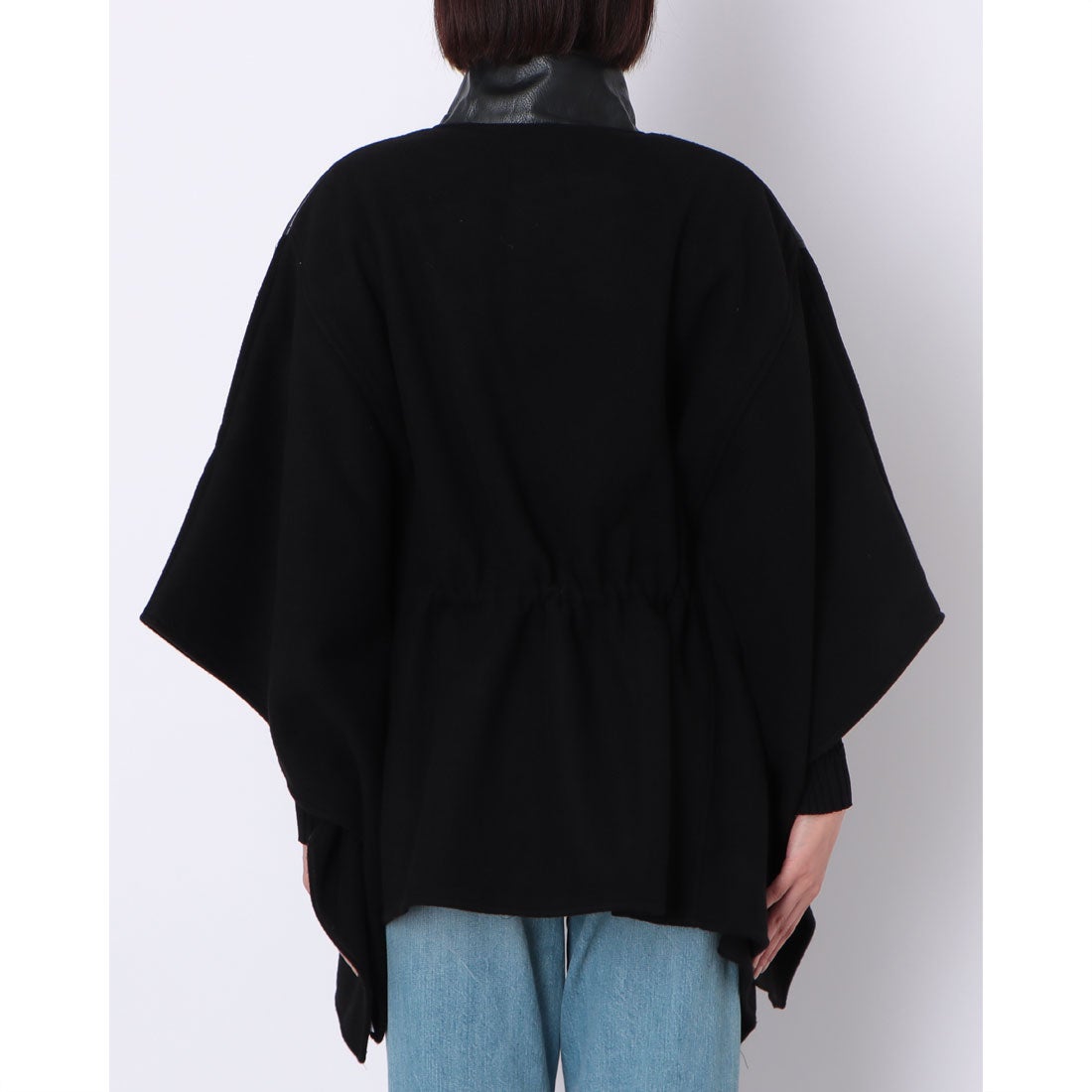 デシグアル Desigual フェイクレザー・ポンチョ （グレー/ブラック