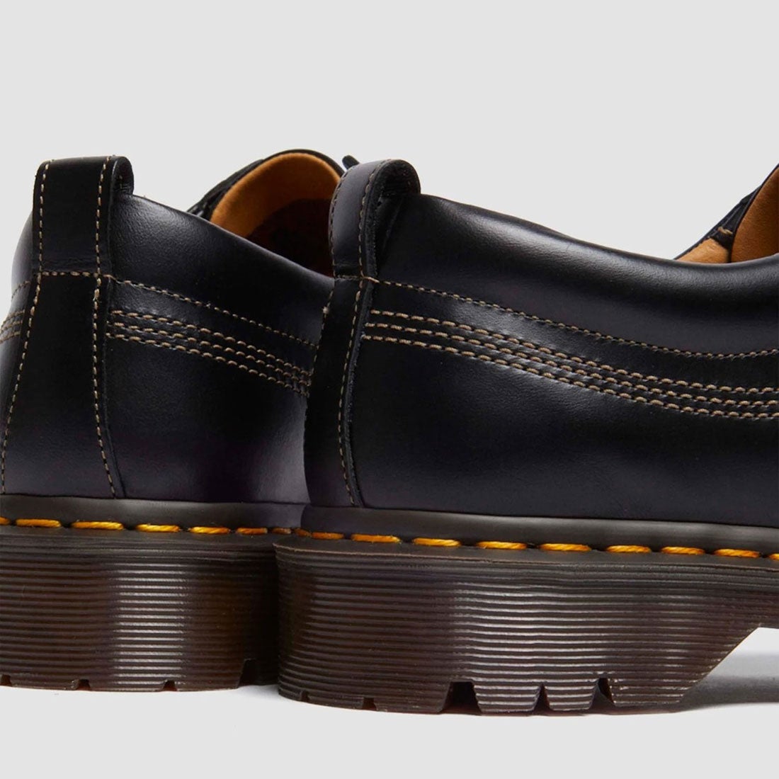 ドクターマーチン Dr.Martens LOWELL シューズ（LOWELL SHOES