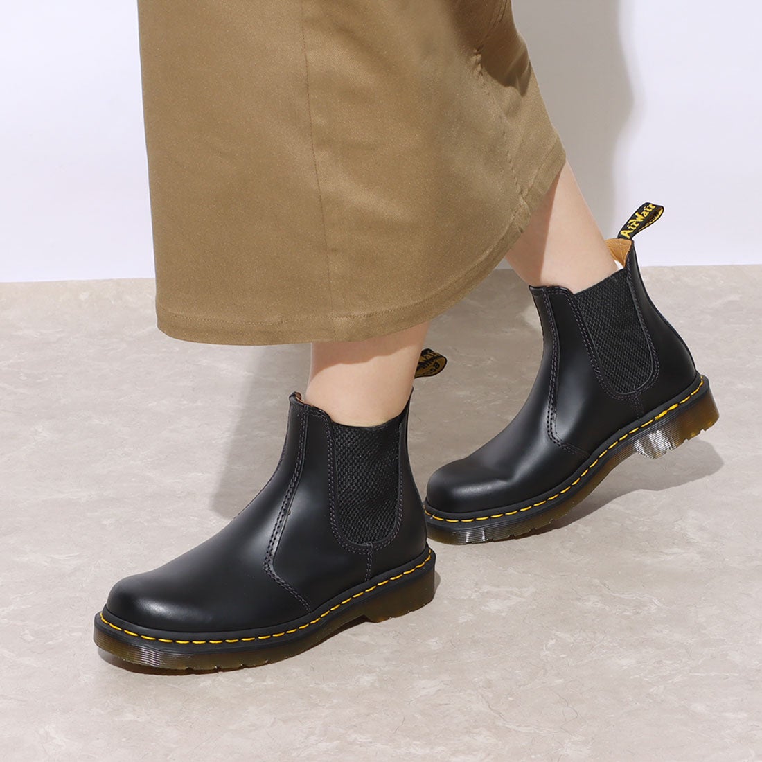 Dr. Martens サイドゴアブーツ ブラック 24cm 【公式通販】