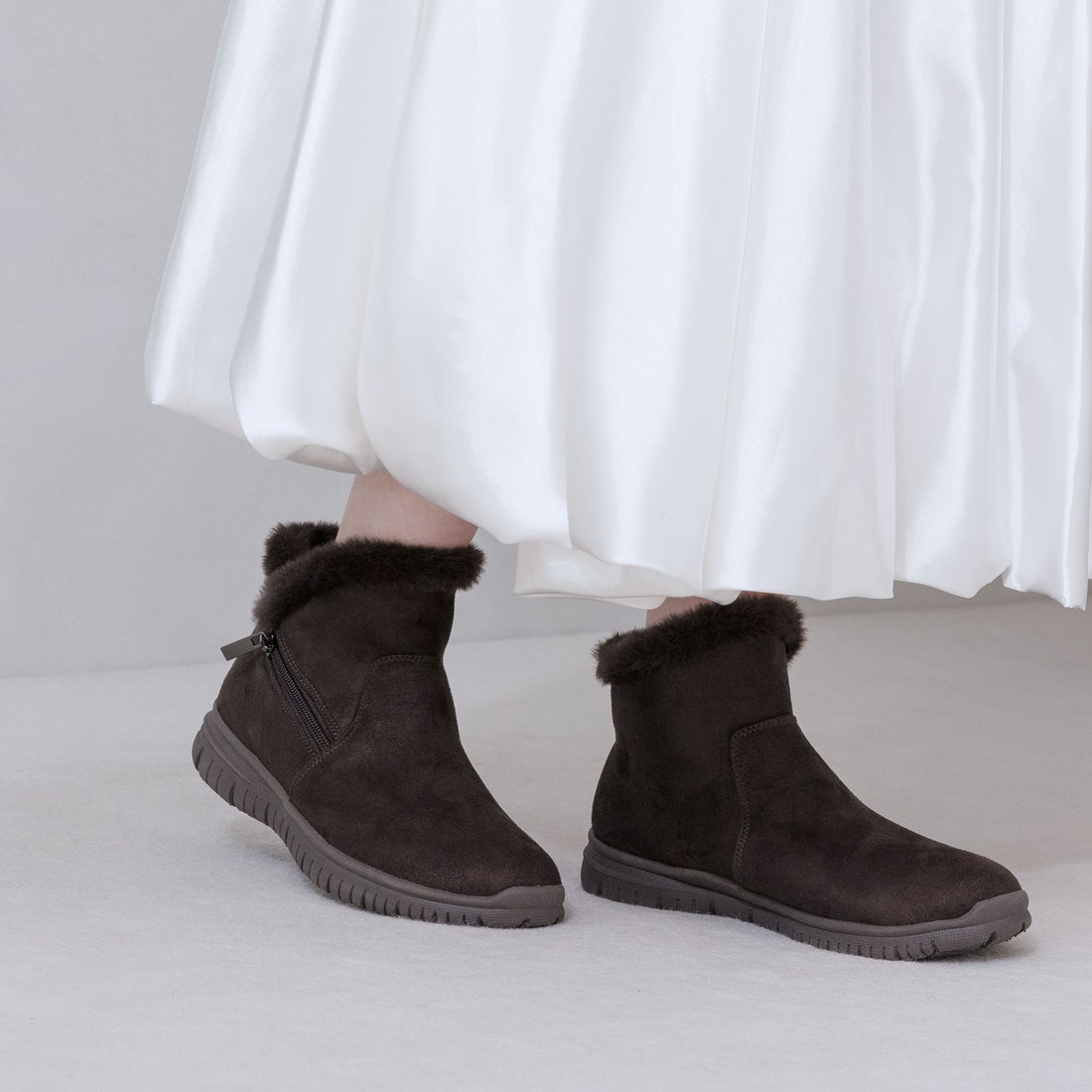 エンチャンテッド enchanted 《SNEEKE》【寒さ対策】軽量サイド