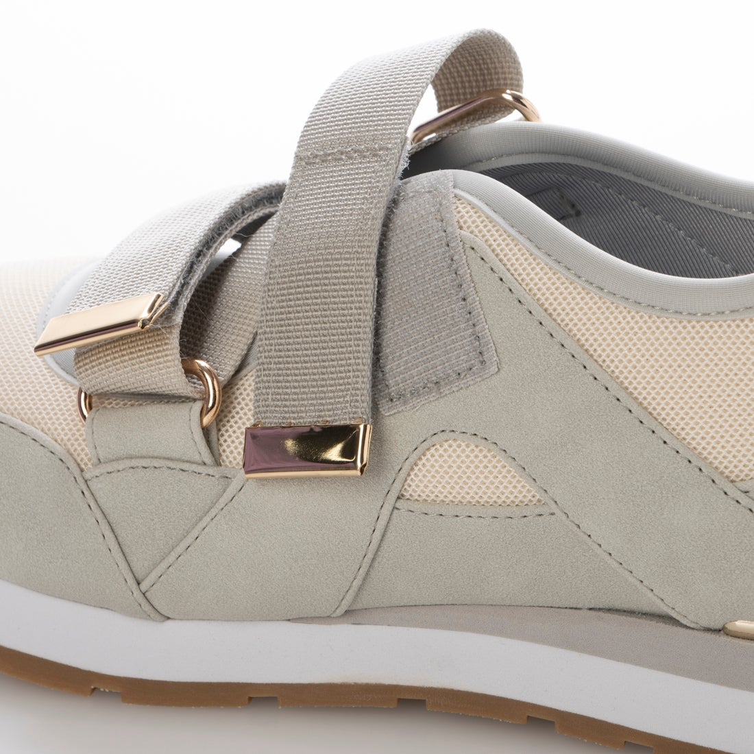 EVOL/イーボル】【軽量・柔らかい】クロスベルトスニーカー IY5692