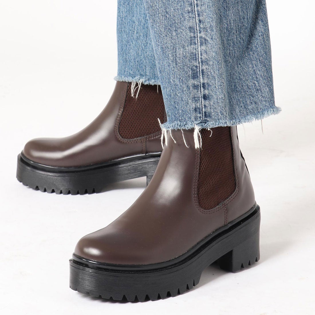 EVOL/イーボル】サイドゴアブーツLP40183（ダークブラウン） -【公式