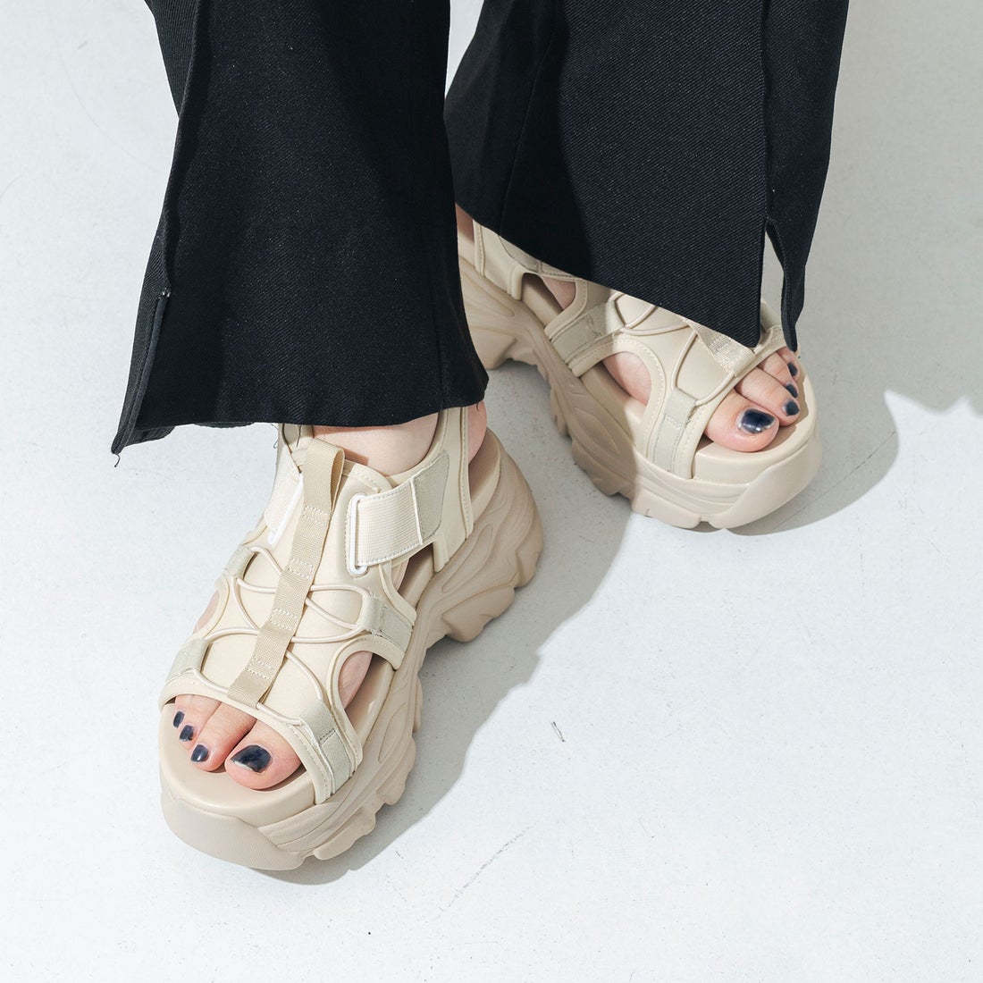 EVOL/イーボル】【XS-LLサイズ展開】ボリュームソールサンダル IW5341