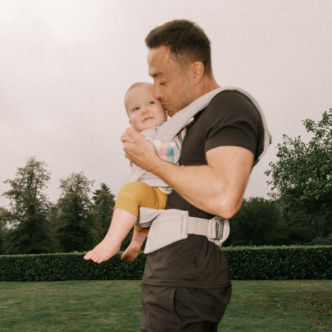 エルゴベビー Ergobaby OMNI Deluxe Mesh （ソフトオリーブ