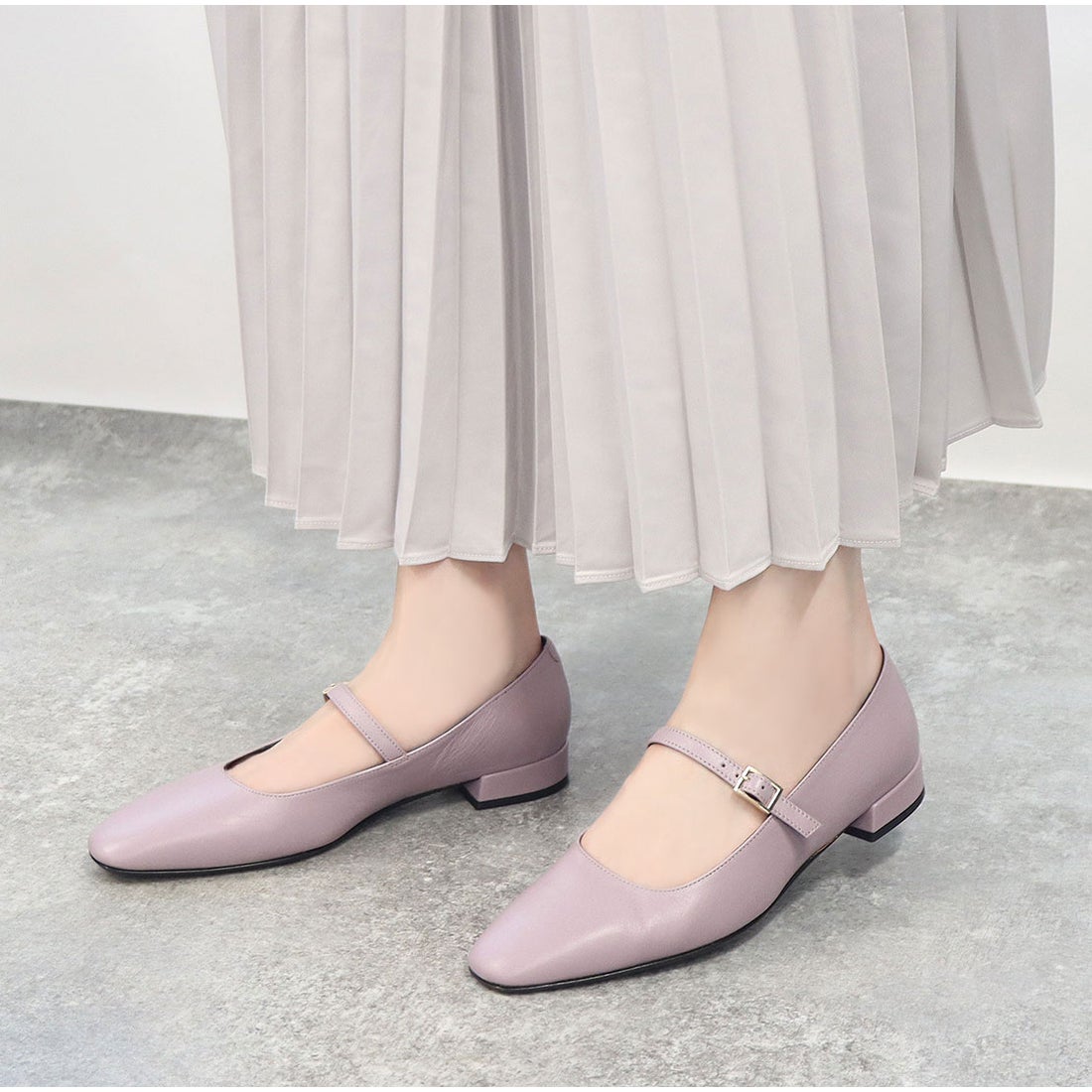 ファビオルスコーニ FABIO RUSCONI スクエアトウワンストラップ