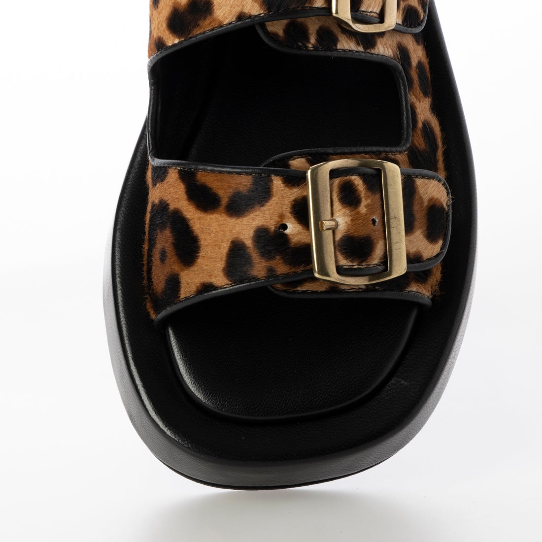 ファビオルスコーニ FABIO RUSCONI スクエアトウ厚底レオパード