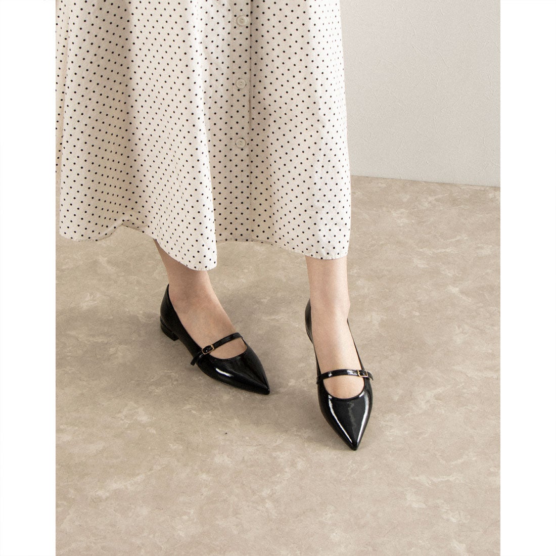 ファビオルスコーニ FABIO RUSCONI ストラップ付きポインテッドトゥ