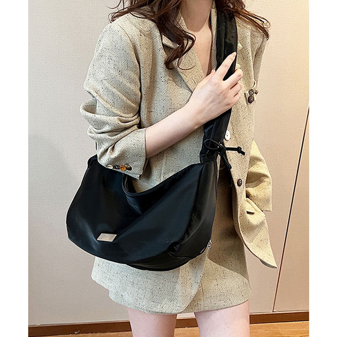 フロージュ florge 【韓国ファッション】【2WAY・軽量】レザータッチ