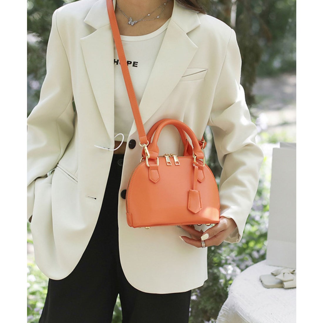 フロージュ florge 【2WAY/3WAY】マットレザーかまぼこ型ショルダー