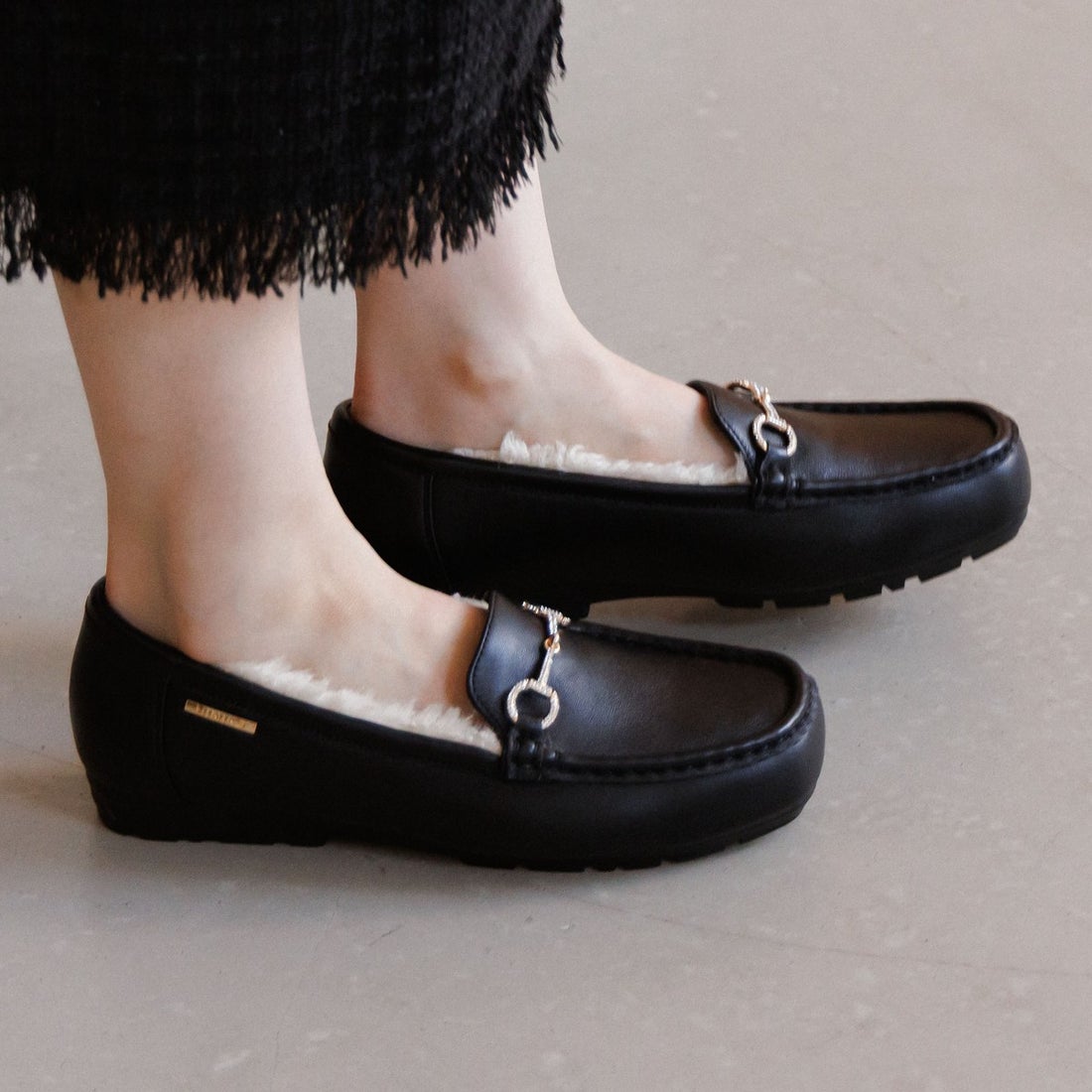 ヒミコ 卑弥呼 ビジュービットふわふわモカシン/651320 （ブラック