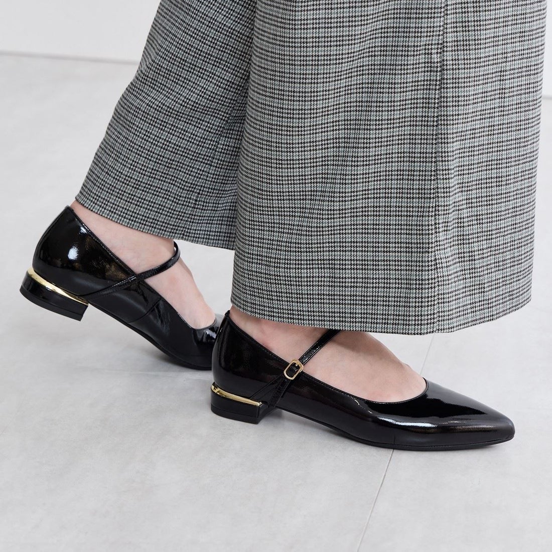 ヒミコ 卑弥呼 【WEB限定デザイン】フラットメリージェーンパンプス