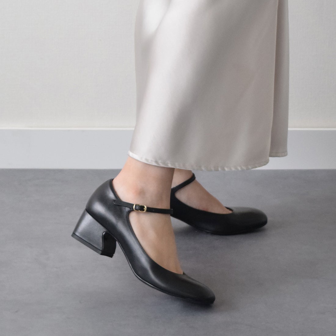 インターショシュール INTER-CHAUSSURES ワンストラップチャンキー