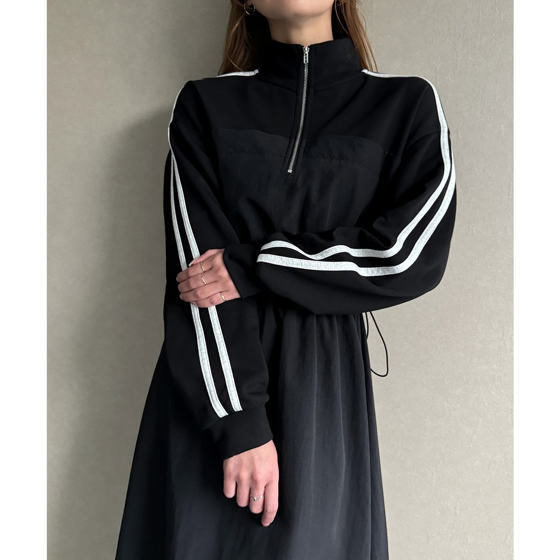 ジュノア JUNOAH ハーフジップ異素材ドッキングワンピース （ブラック