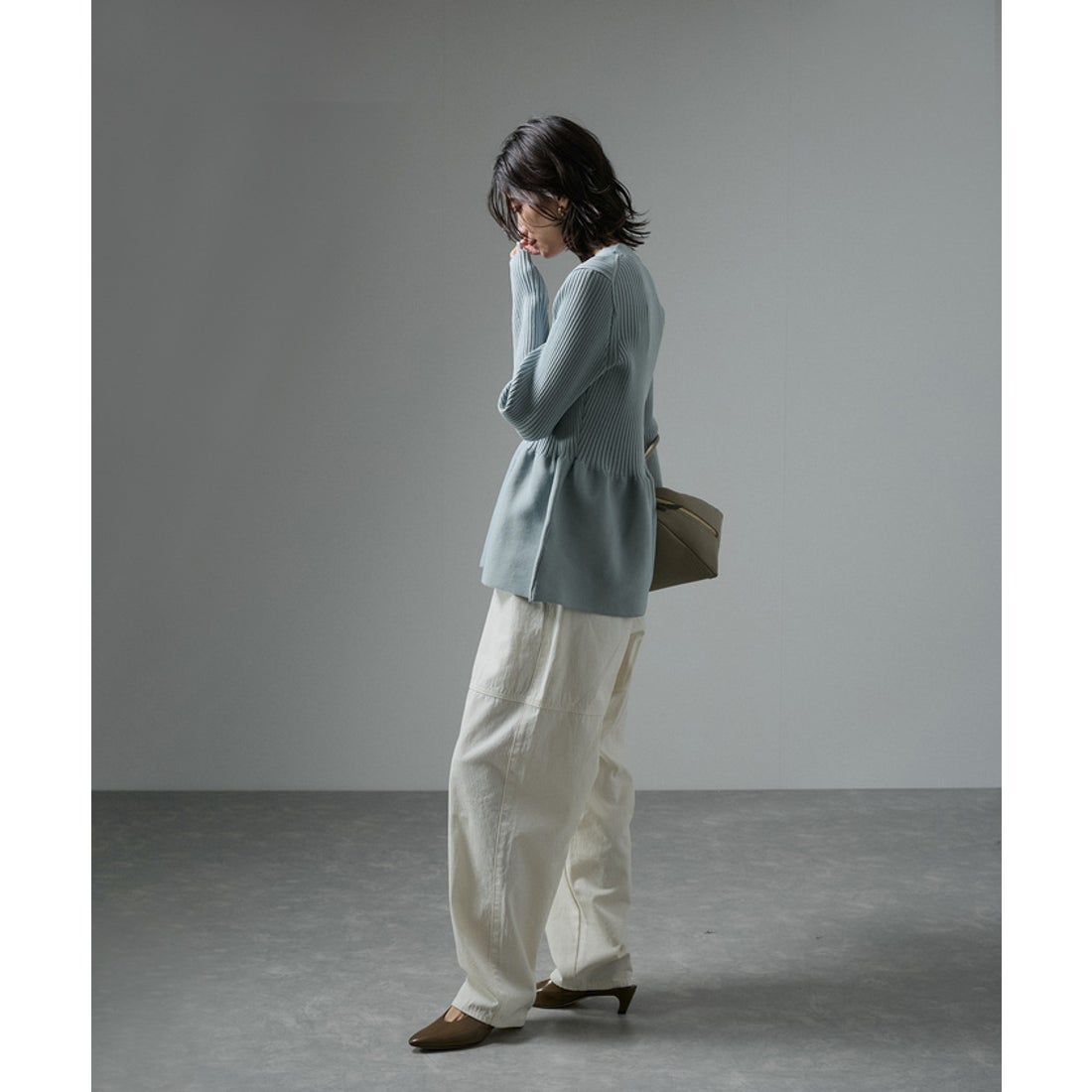 サロン アダム エ ロペ SALON adam et rope' 【WEB限定】Vネック