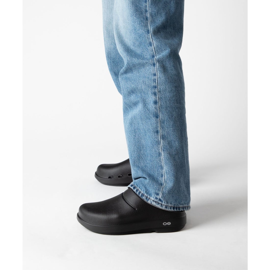 期間限定値下げ】Oofos Oocloog ブラック サンダル M6/W8 期間限定