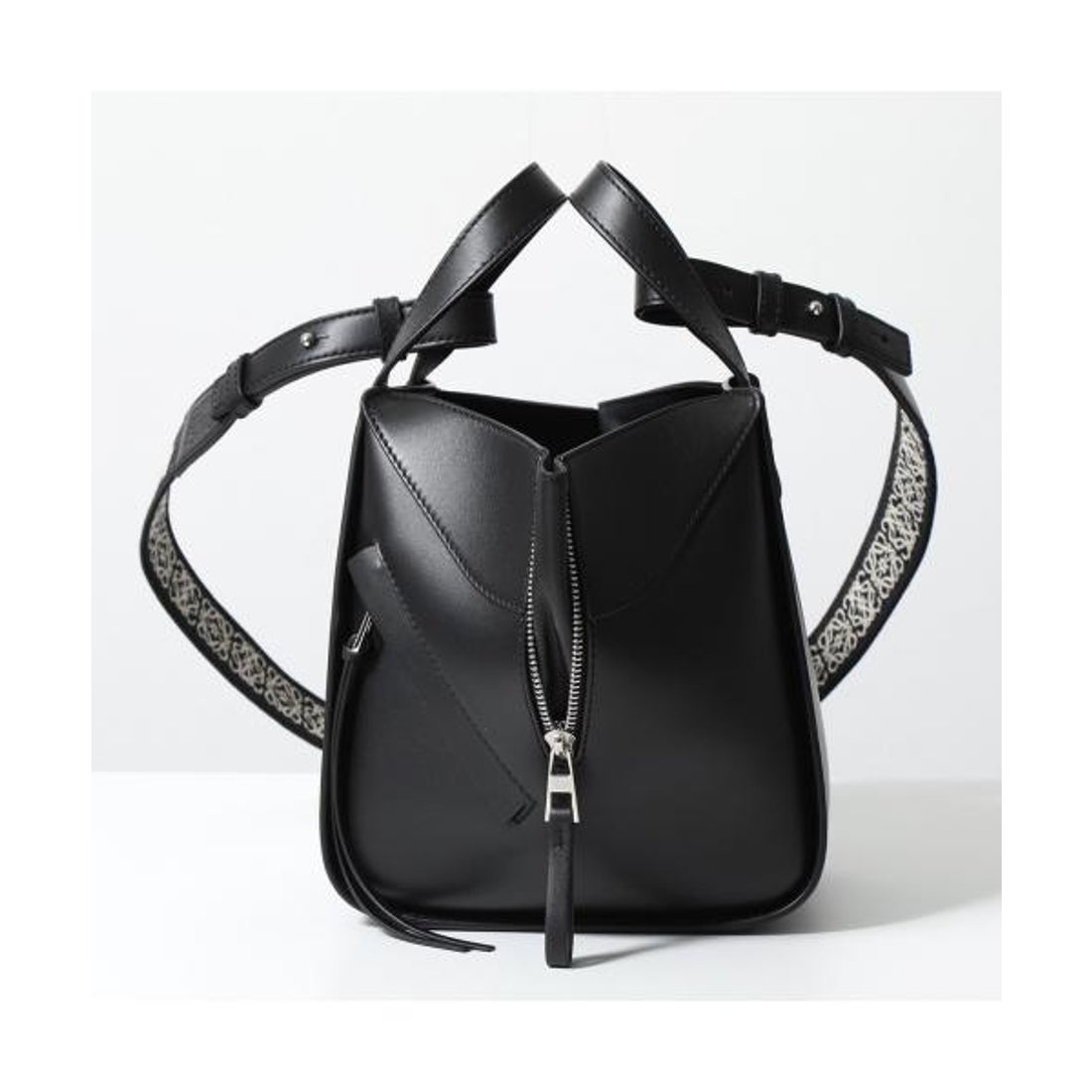 ロエベ LOEWE LOEWE ハンドバッグ A538H13X14 HAMMOCK COMPACT （1100