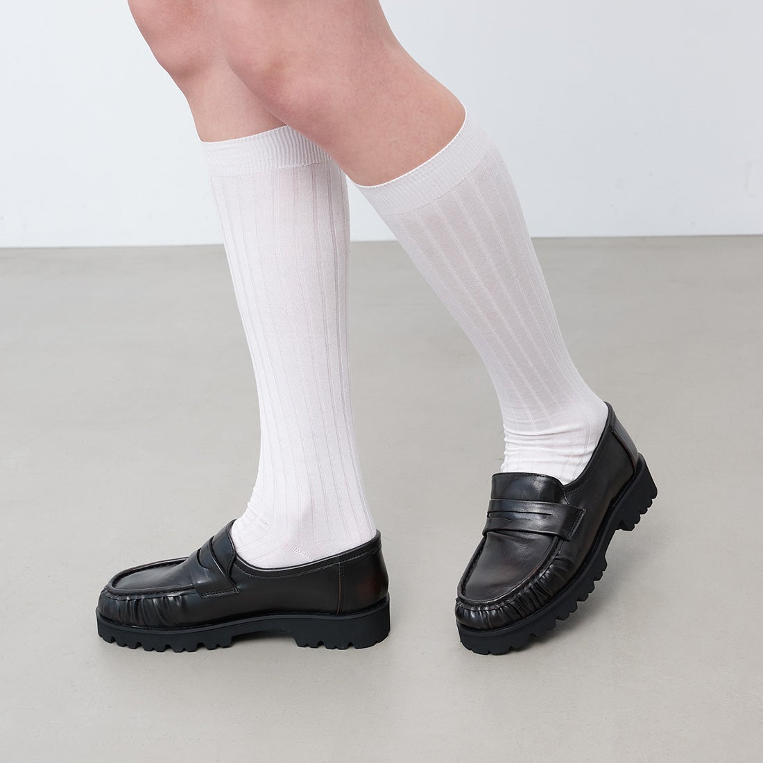 25AW】厚底ギャザーローファー (S155) （ブラック） -レディース