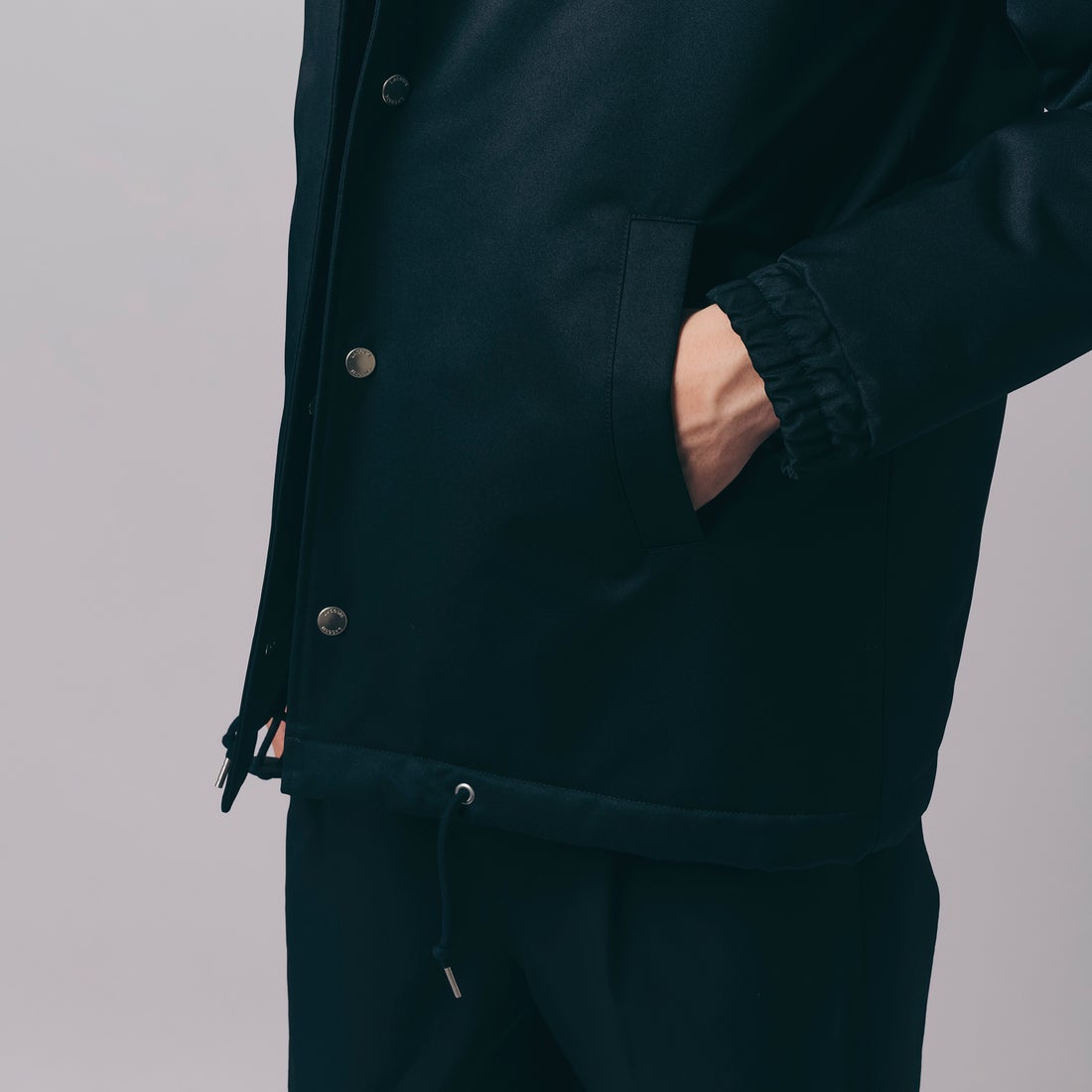 ラコステ LACOSTE フード付きコーチジャケット （ダークグリーン