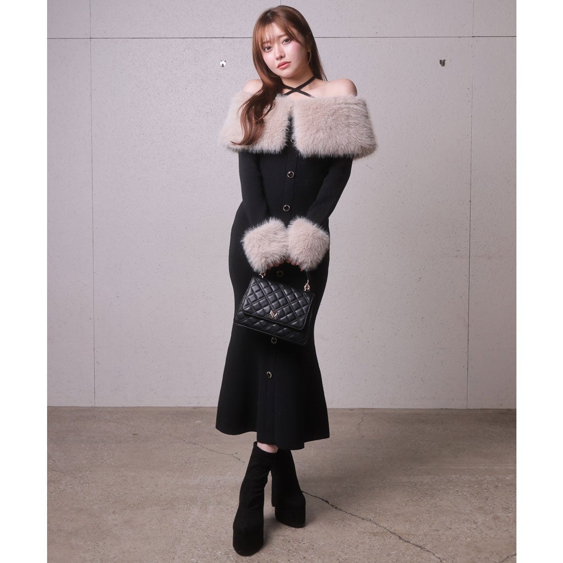 リップサービス LIP SERVICE ファーオフショルボタンニットワンピース