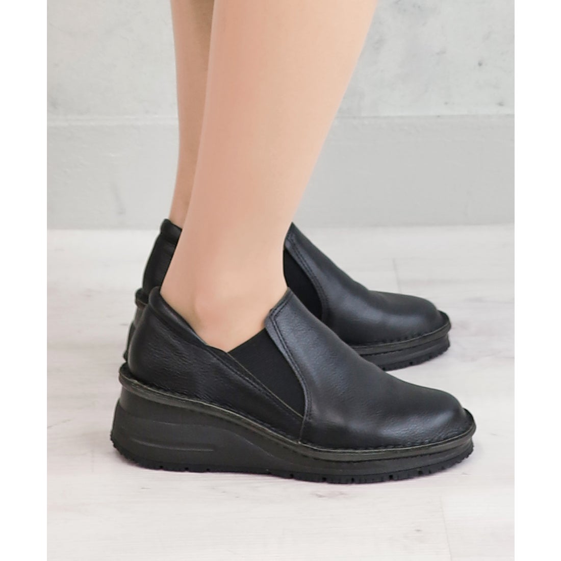 本革】 【4E】撥水サイドゴア冬底スニーカー 6134 （ブラック